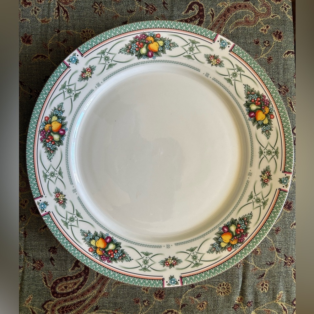 Retroneu 12 inch serving plate